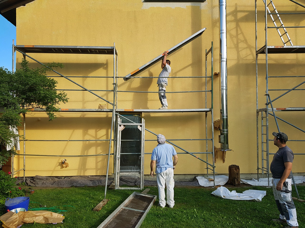Comment choisir les bons artisans pour vos travaux de rénovation